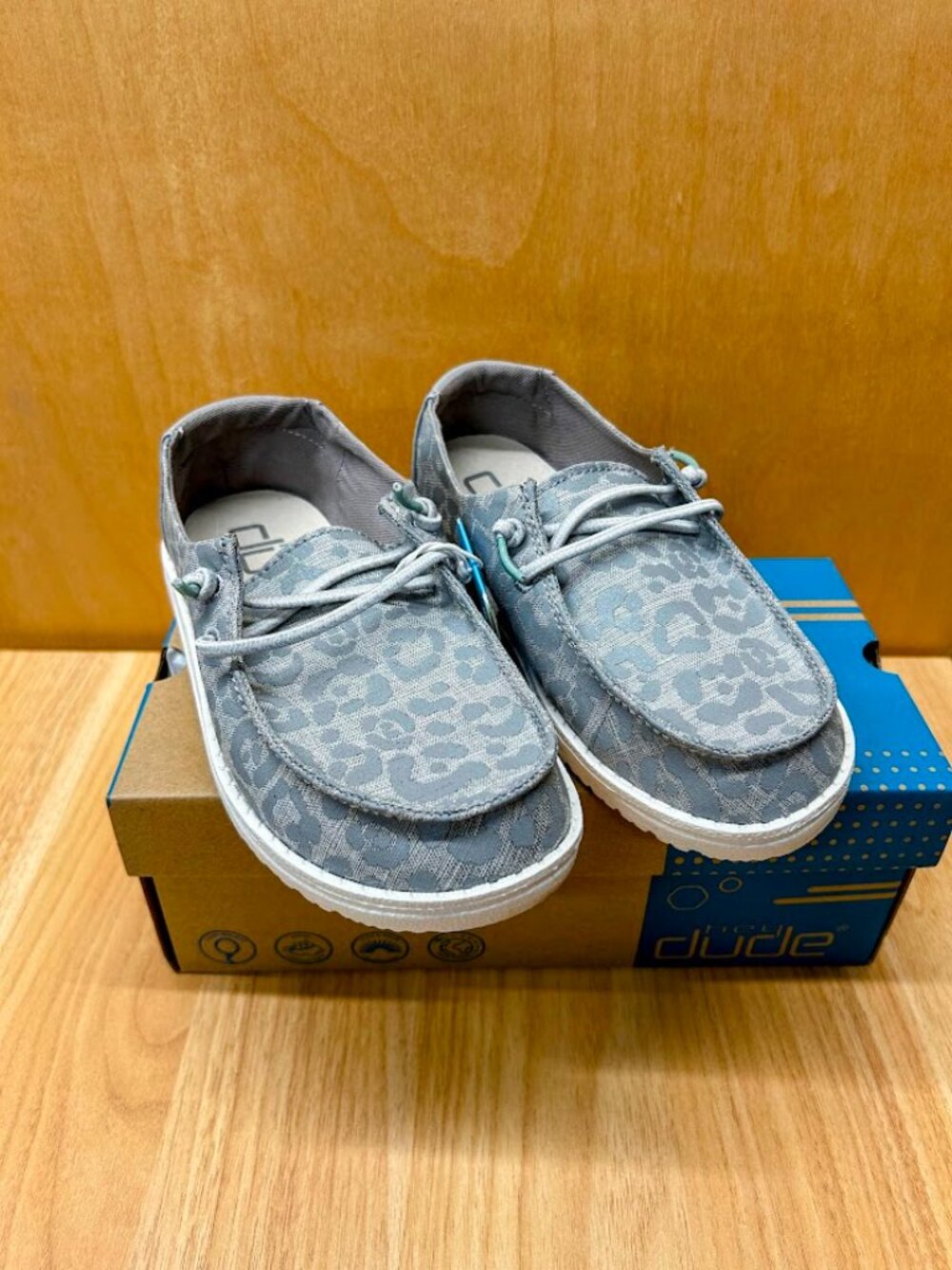 Youth Hey Dude Wendy Cat Eye Grey Shoe Size 12